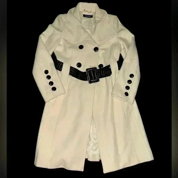 Guess Ivory and Black Coat - Picture 1 of 5